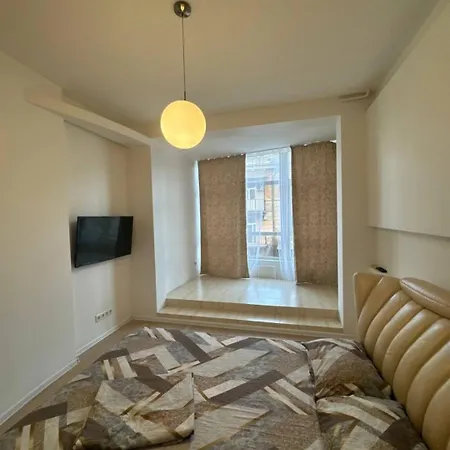 Apartment французький бульвар 9